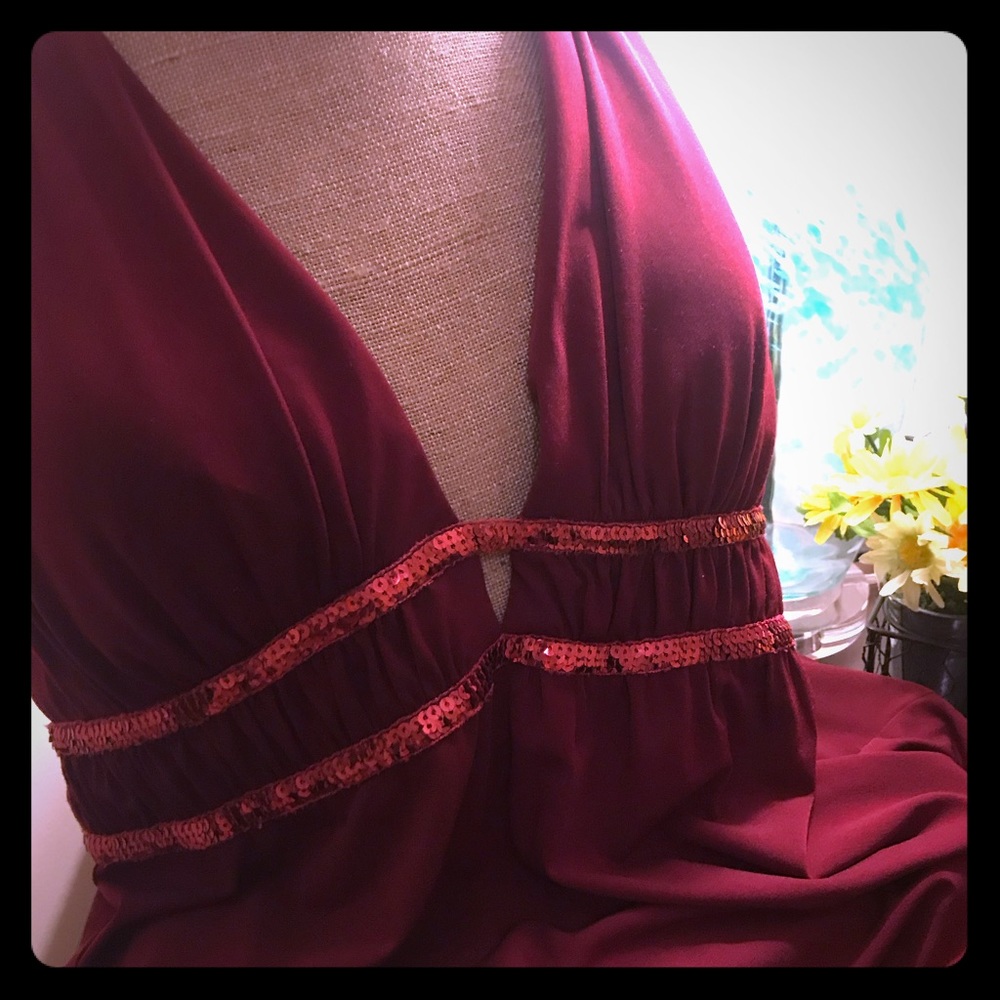 Sangria burgundy cocktail dress